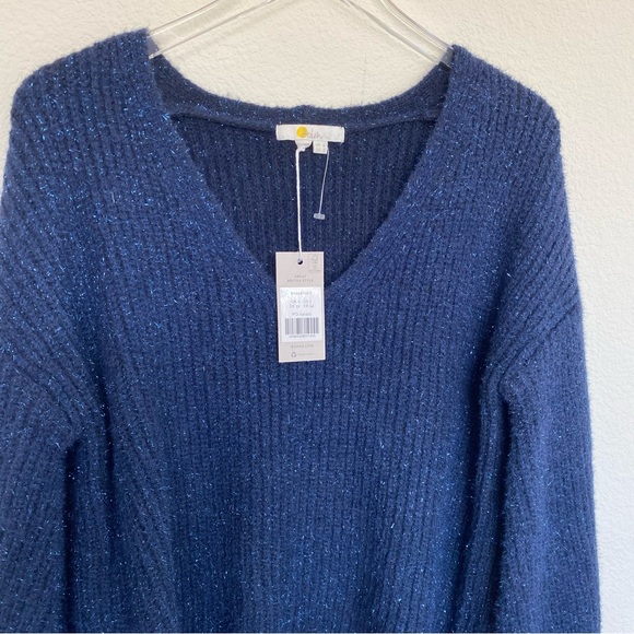 NWT Boden Navy Sparkle Ribbed Fluffy V-Neck Wool & Alpaca Blend Sweater | 2 - Picture 4 of 12
